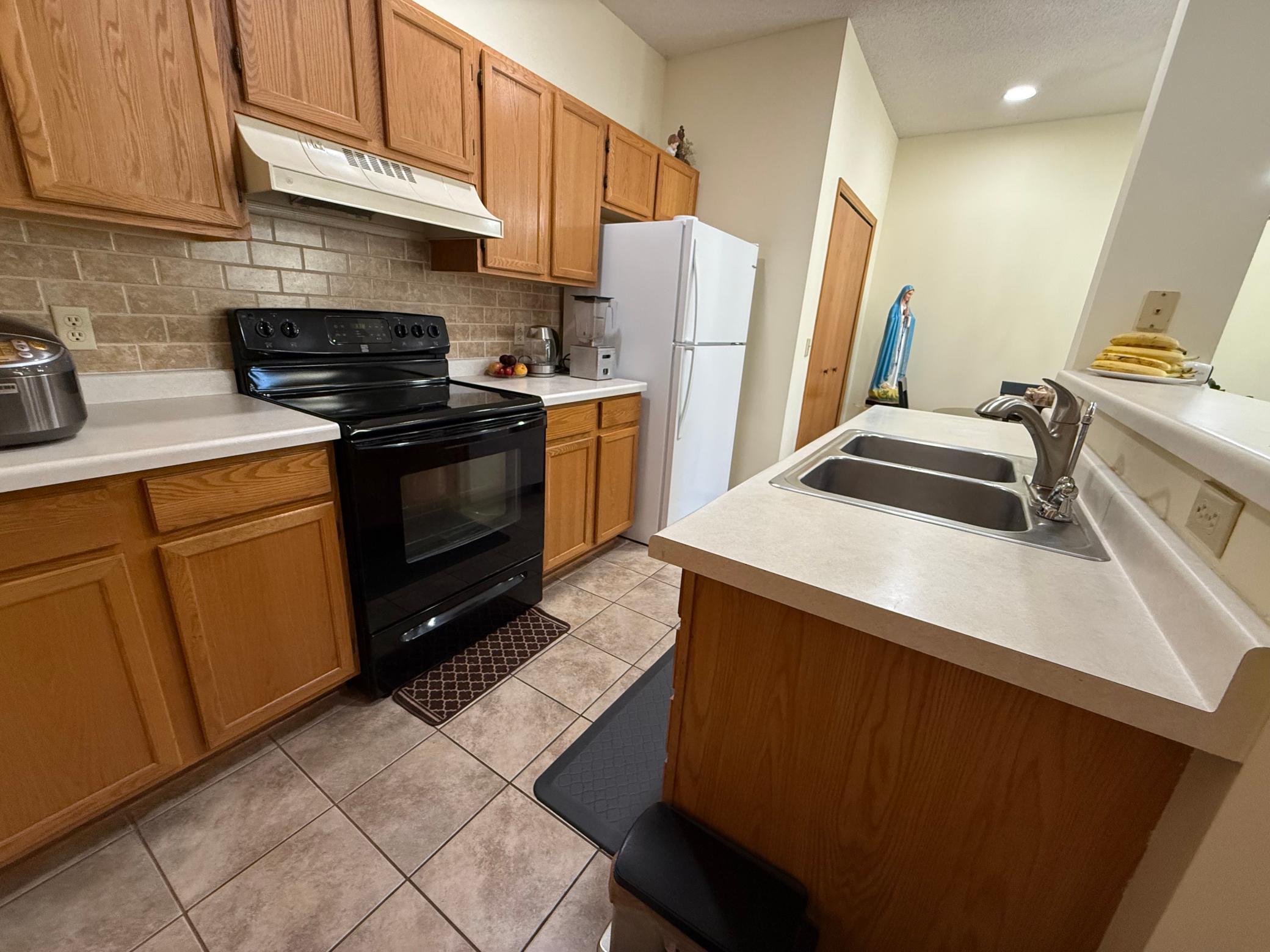 15503 Gateway Path, Unit 128 Apple Valley, MN 55124 - Photo 8 of 21