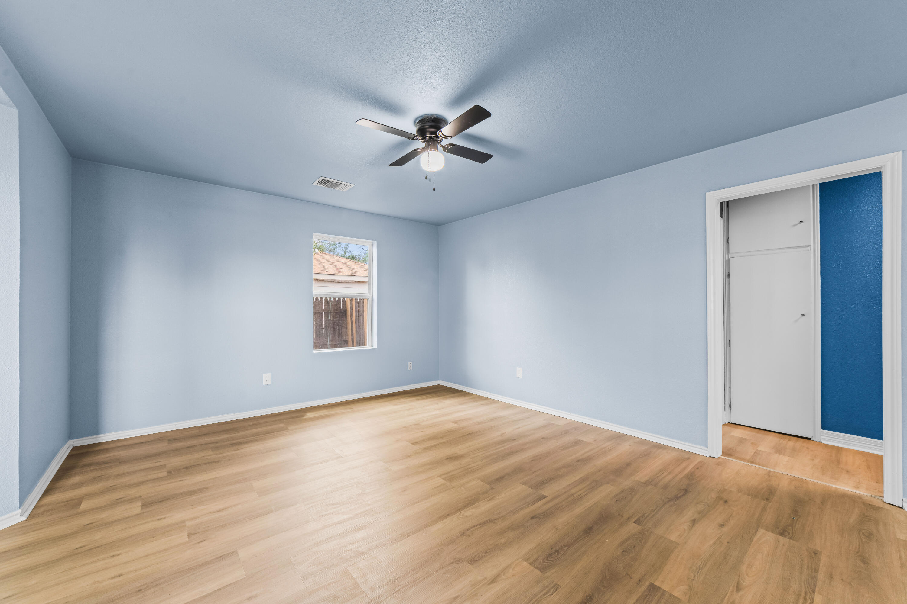 2617 35th Street Lubbock, TX 79413 - Photo 5 of 17 DSC08438