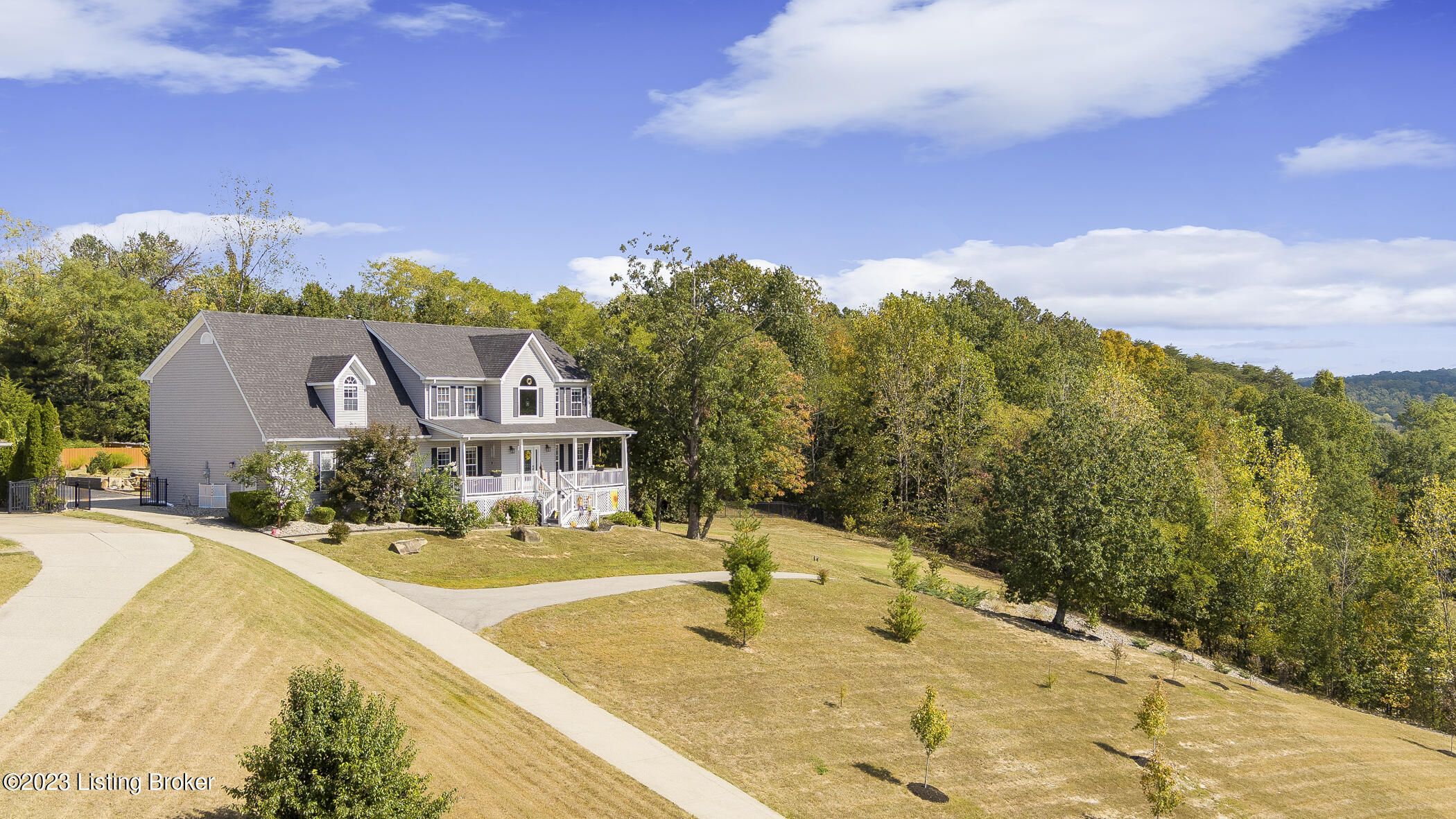 3403 Gatecreek Road Louisville, KY 40272 - Photo 24 of 33 Private Oasis