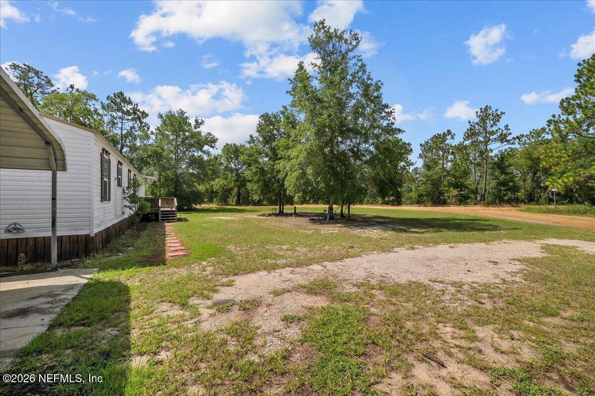 174 Union Avenue Interlachen, FL 32148 - Photo 8 of 25 07-JWLeeMedia6648