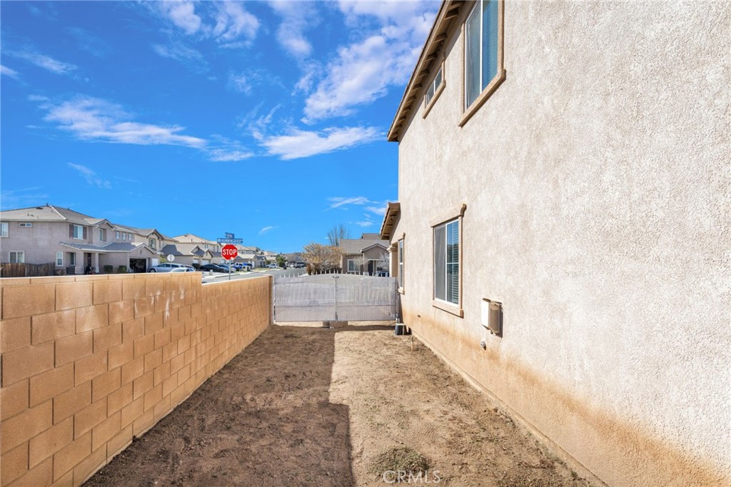 14605 Hummingbird Road Victorville, CA 92394 - Photo 58 of 66