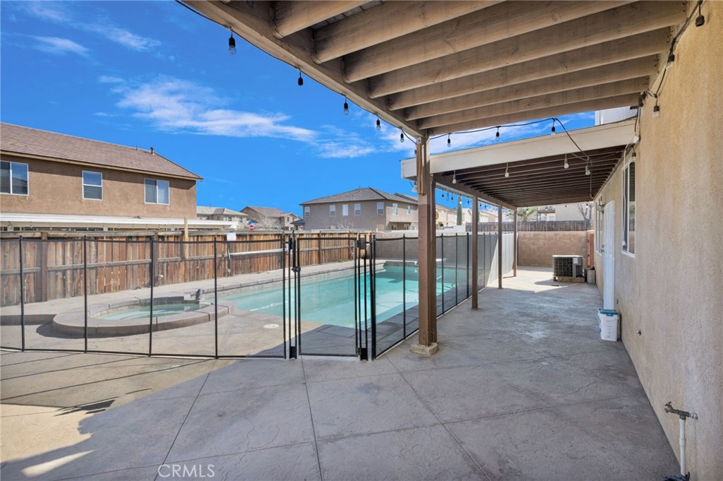 14605 Hummingbird Road Victorville, CA 92394 - Photo 64 of 66