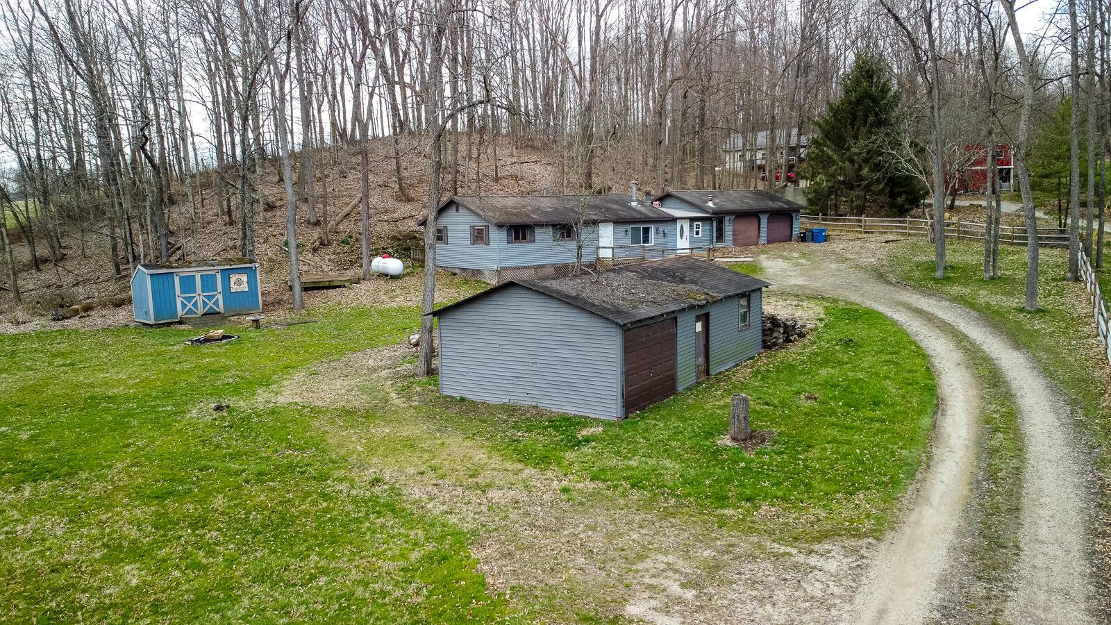 10489 Hazel Dell Road Howard, OH 43028 - Photo 5 of 43 10489 Hazel Dell-55
