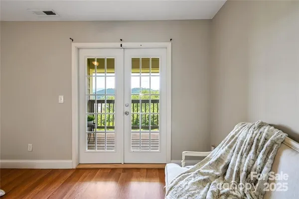 $380,000 | 29 Rotunda Circle, Asheville, NC 28806