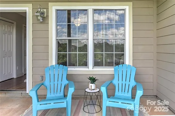 $380,000 | 29 Rotunda Circle, Asheville, NC 28806