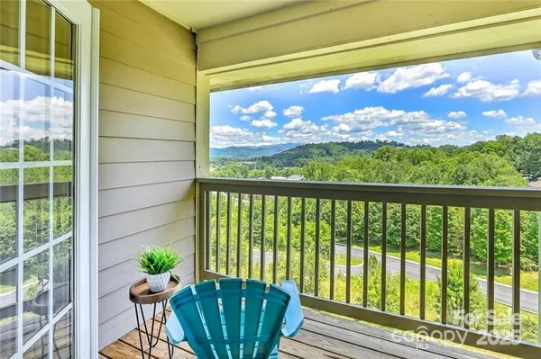 $380,000 | 29 Rotunda Circle, Asheville, NC 28806