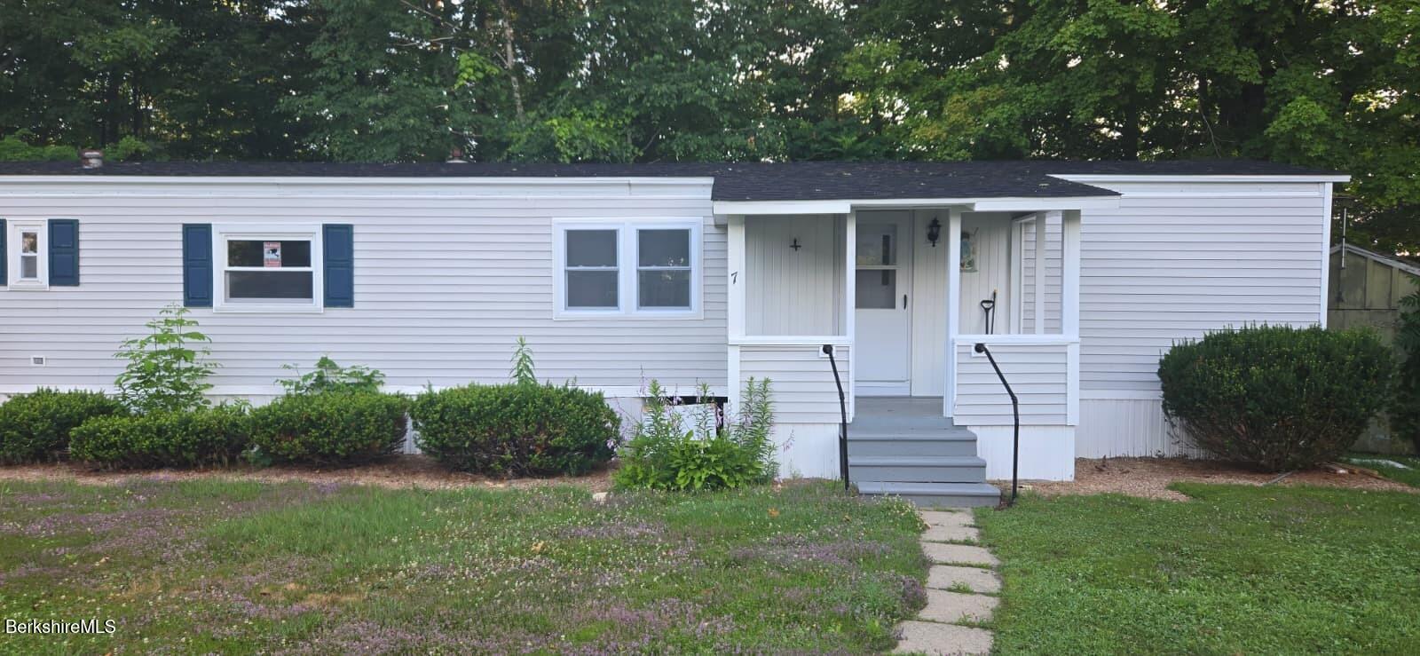 7 Ash Lane Pittsfield, MA 01201 - Photo 2 of 14 02_Front_entrance