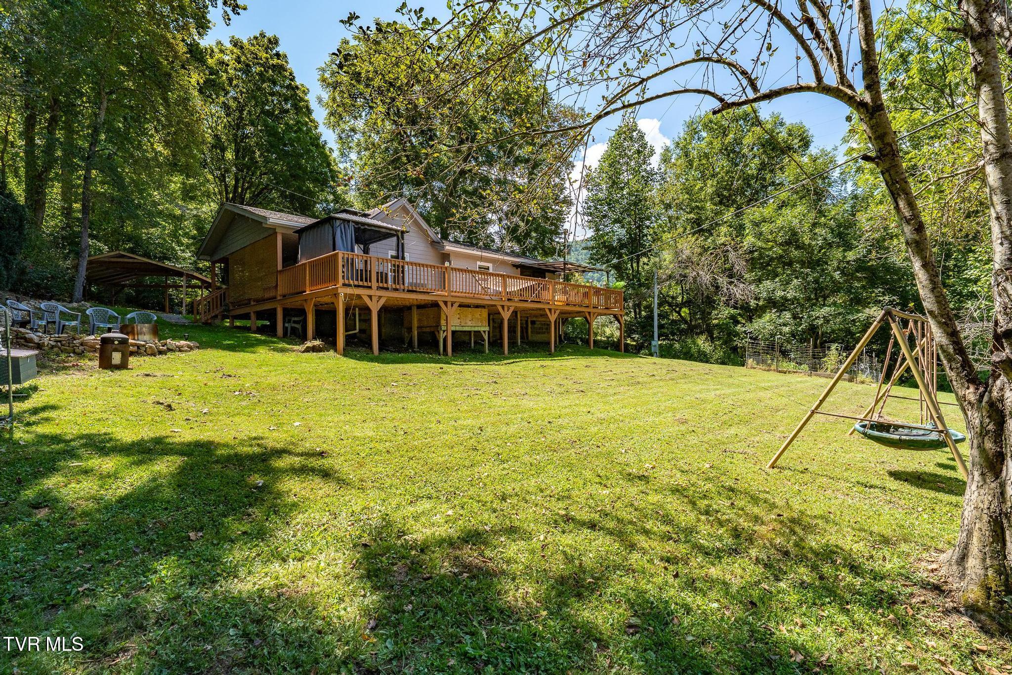 778 Poga Road Butler, TN 37640 - Photo 11 of 72 778 Poga Road (43 of 85)