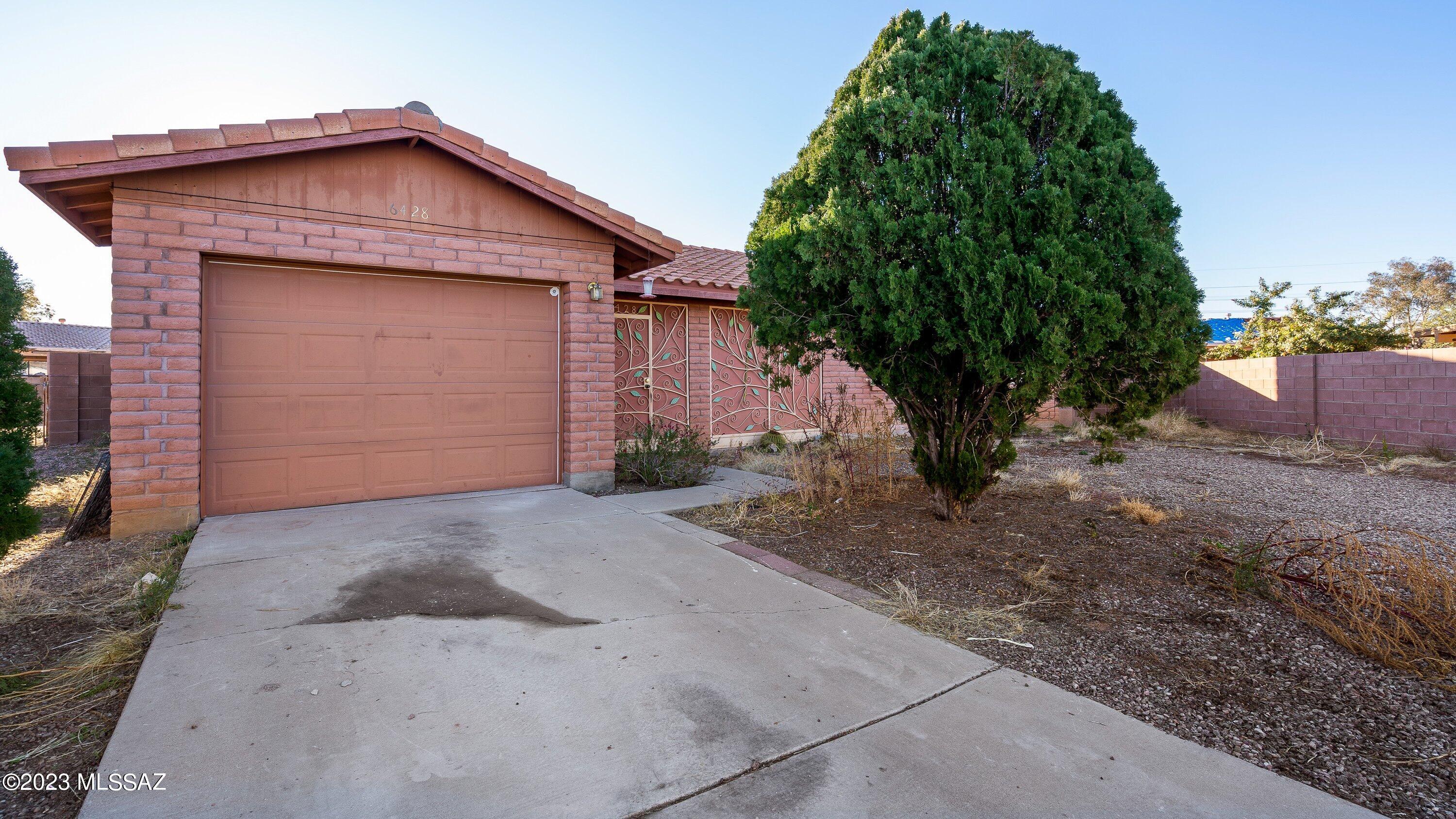 6428 Buckaroo Loop Tucson, AZ 85757 - Photo 3 of 31