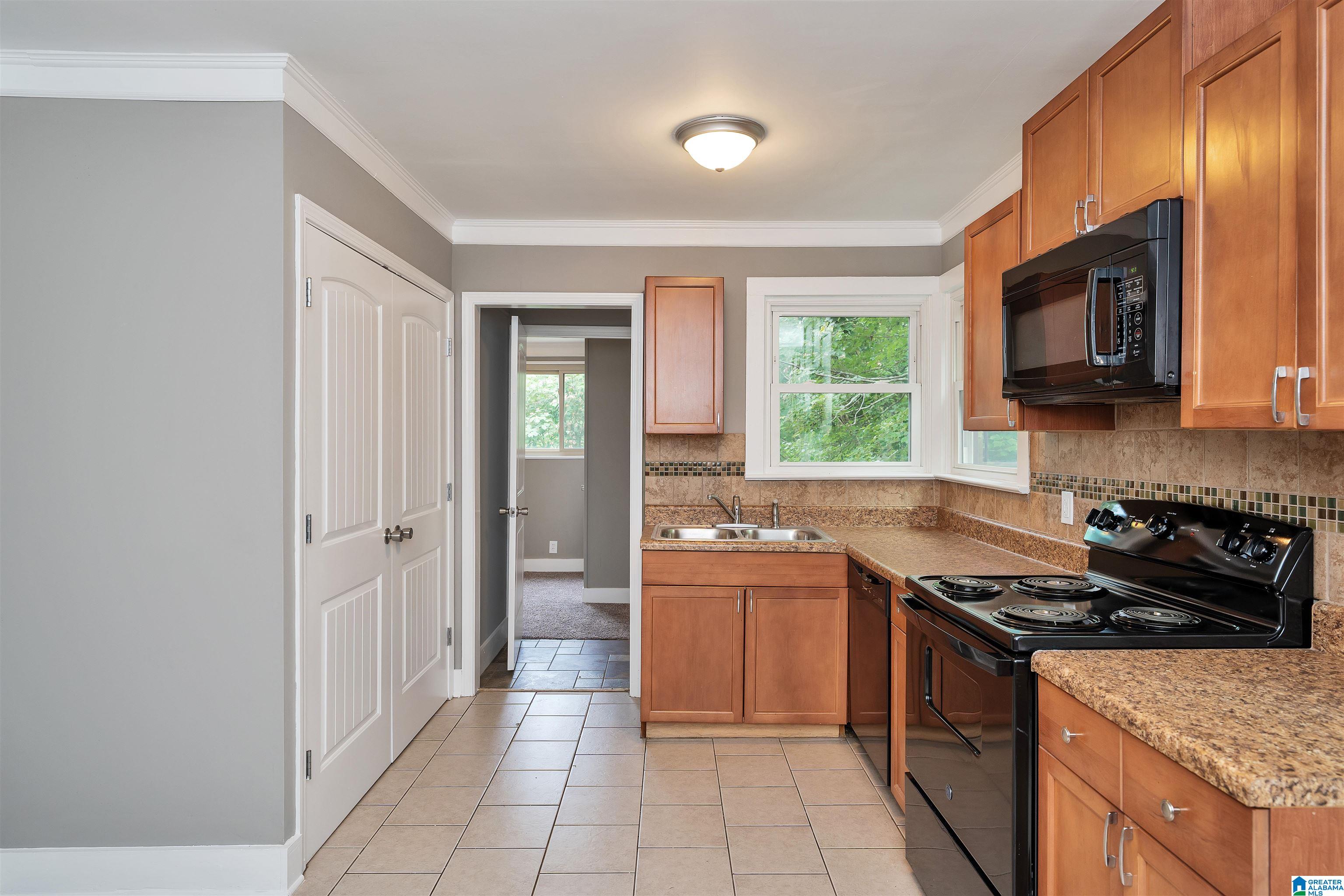 1015 T Street Birmingham, AL 35235 - Photo 6 of 14