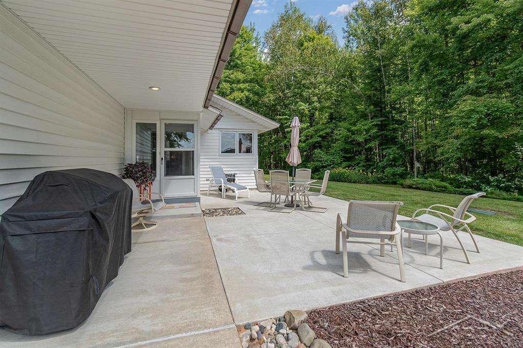 3416 North Sturgeon Road Midland, MI 48642 - Photo 8 of 32 50153457-5a3e5561-f02e-410c-aae2-1c33a41692bb.JPG