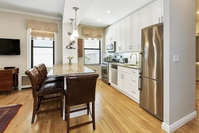$675,000 | 315 East 80th Street, Unit 6G | Upper East Side