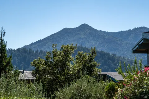 $1,750,000 | 70 Essex Street, San Anselmo, CA 94960