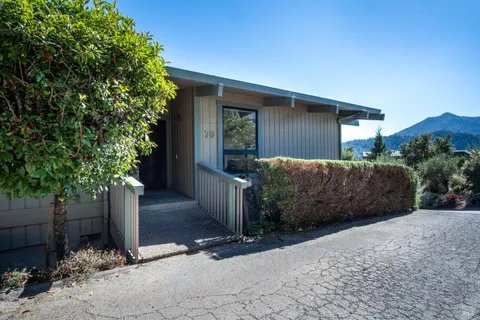 $1,750,000 | 70 Essex Street, San Anselmo, CA 94960