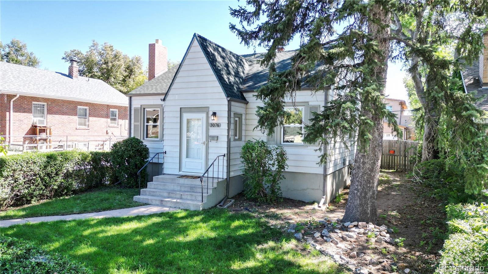 3076 Eaton Street Wheat Ridge, CO 80214 - Photo 2 of 38