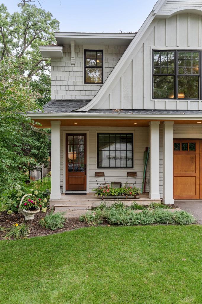 20400 Western Road Deephaven, MN 55331 - Photo 2 of 40