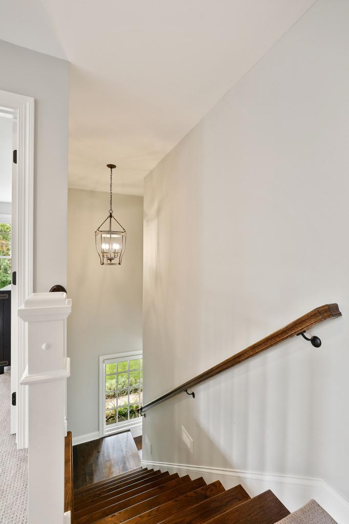 20400 Western Road Deephaven, MN 55331 - Photo 14 of 40