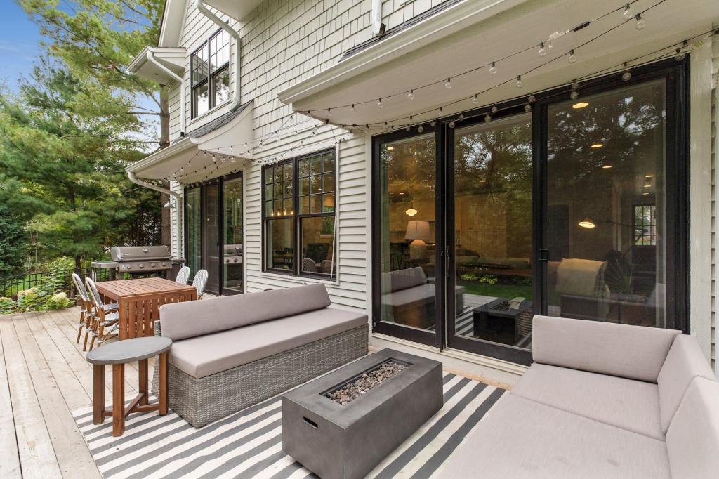 20400 Western Road Deephaven, MN 55331 - Photo 31 of 40