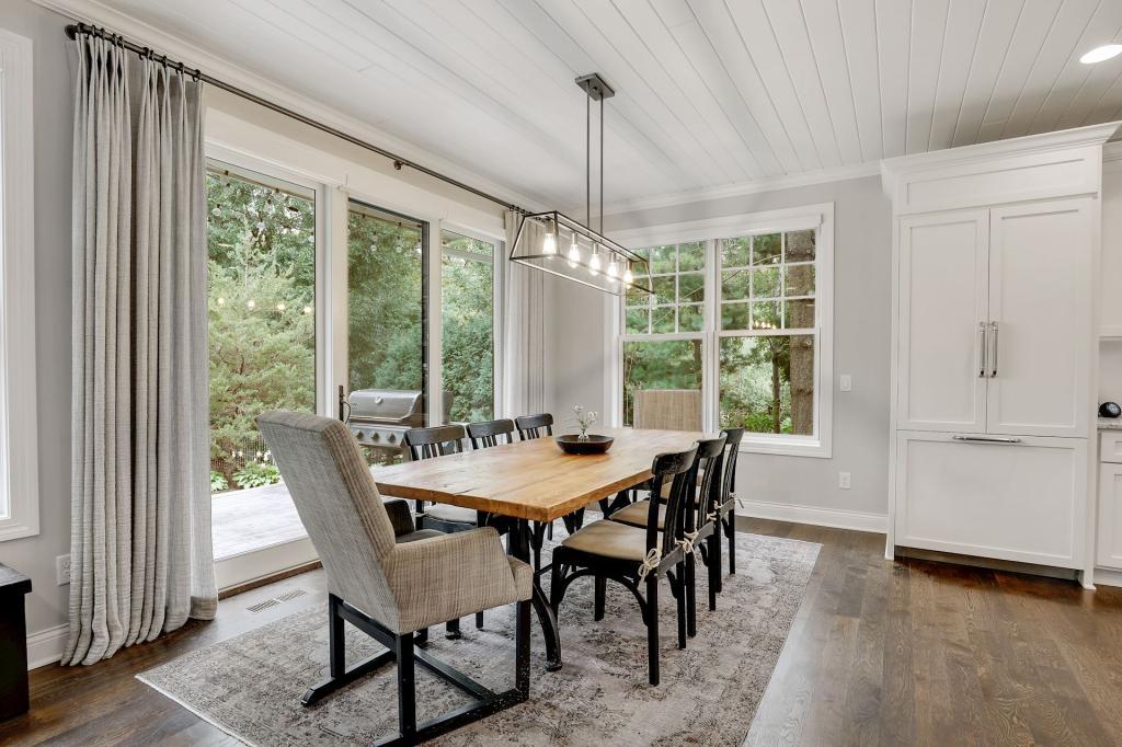 20400 Western Road Deephaven, MN 55331 - Photo 7 of 40