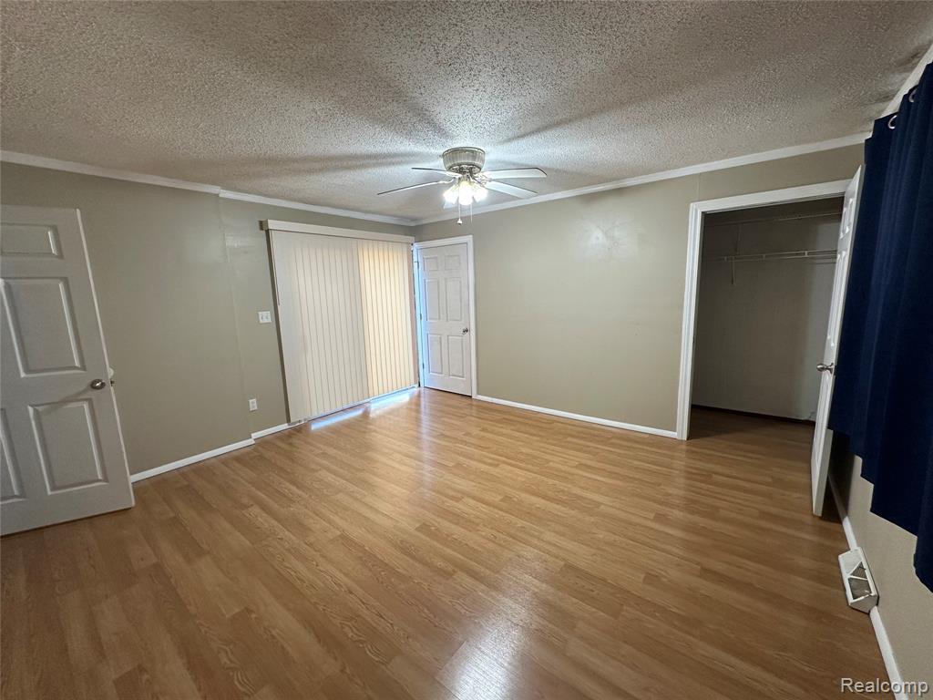 12056 East Hemingway Redford, MI 48239 - Photo 16 of 22