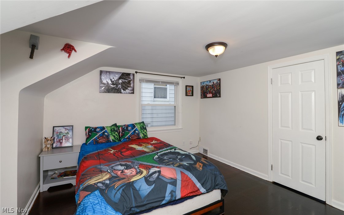 4912 Westbourne Road Cleveland, OH 44124 - Photo 16 of 26 Gallery Image 16