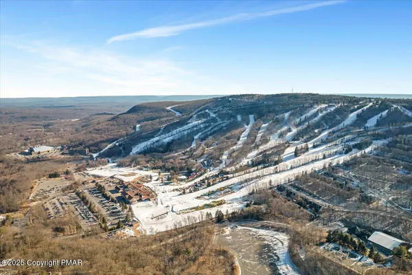 $299,900 | 248 High Pass Way, Tannersville, PA 18372