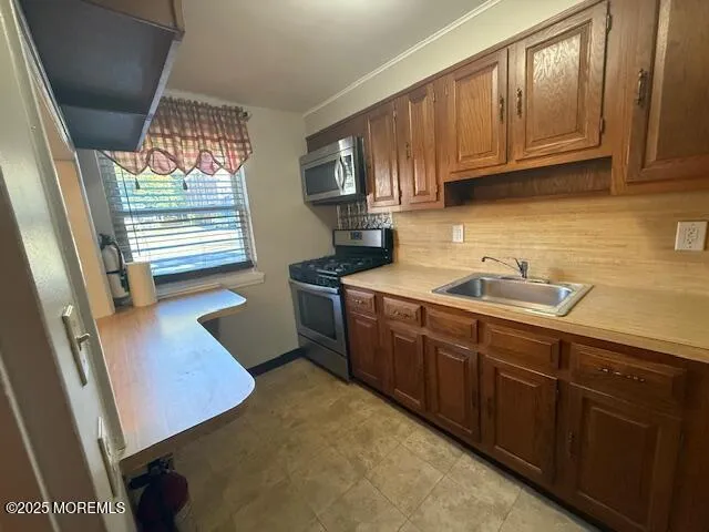 $2,400 | 82 Manor Drive, Unit 803, Red Bank, NJ 07701