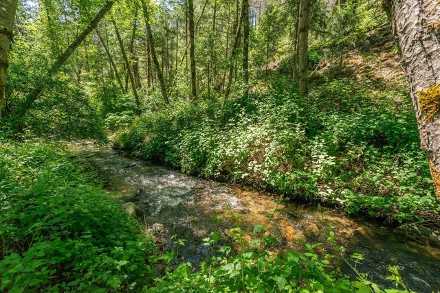 $300,000 | 31 Rocky Road, Weaverville, CA 96093