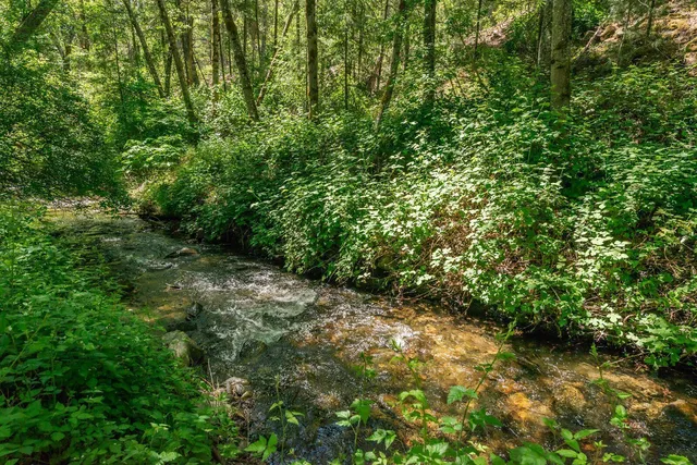 $300,000 | 31 Rocky Road, Weaverville, CA 96093