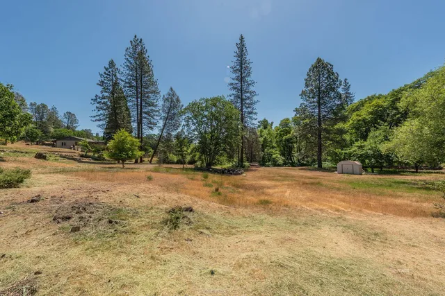 $300,000 | 31 Rocky Road, Weaverville, CA 96093