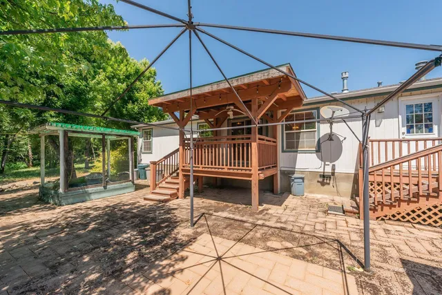 $300,000 | 31 Rocky Road, Weaverville, CA 96093