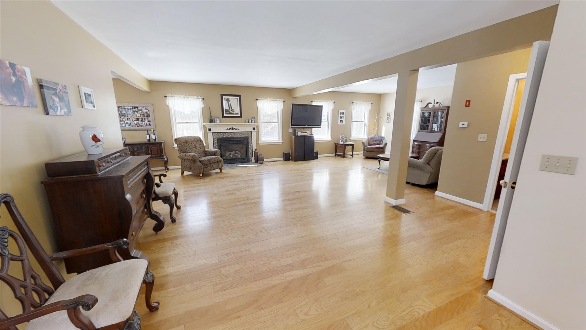4 Rockwood Road Brookline, NH 03033 - Photo 3 of 39