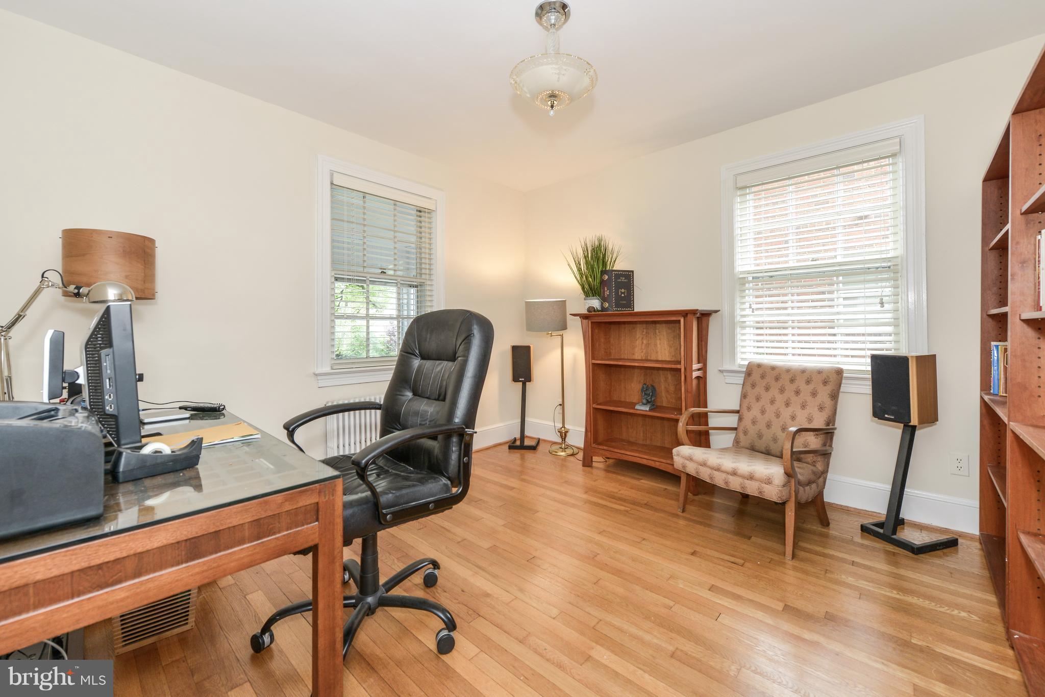 1615 North Glebe Road Arlington, VA 22207 - Photo 16 of 24 Bedroom