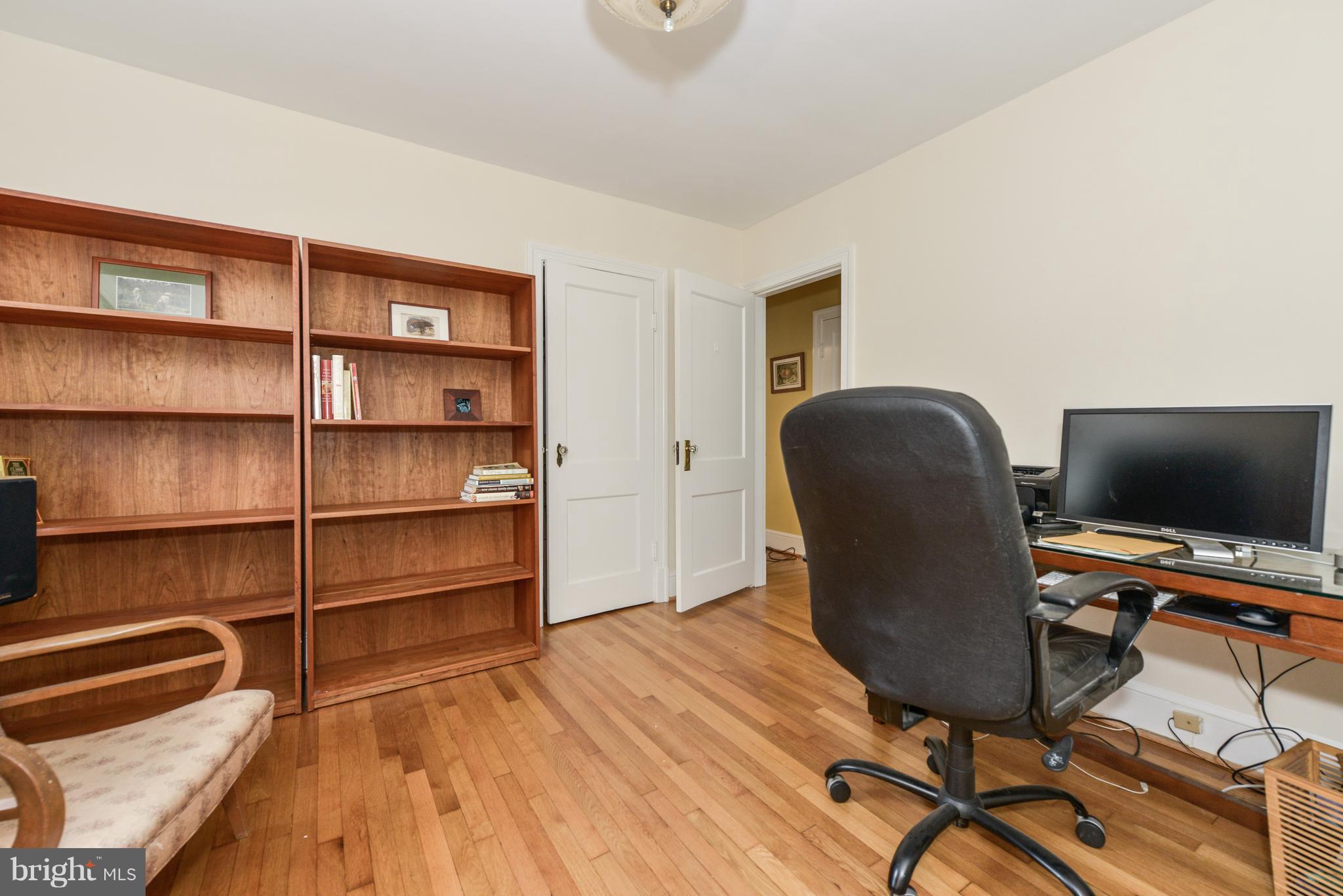 1615 North Glebe Road Arlington, VA 22207 - Photo 17 of 24 Bedroom