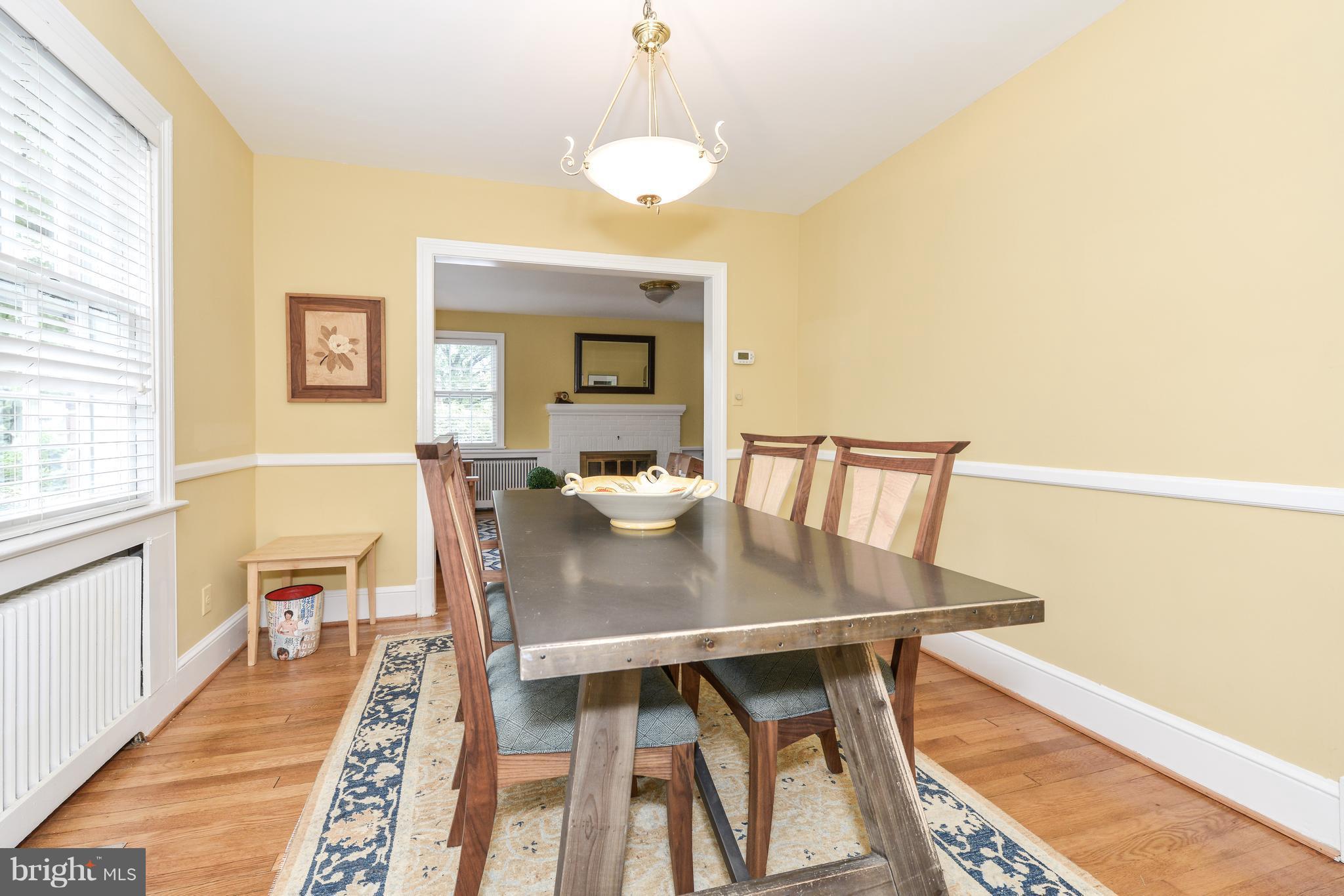1615 North Glebe Road Arlington, VA 22207 - Photo 10 of 24 Dining Room
