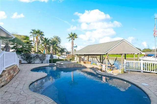 $540,000 | 109 Chimaera Lane, Slidell, LA 70458