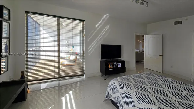 $514,000 | 10730 Northwest 66th Street, Unit 502, Doral, FL 33178