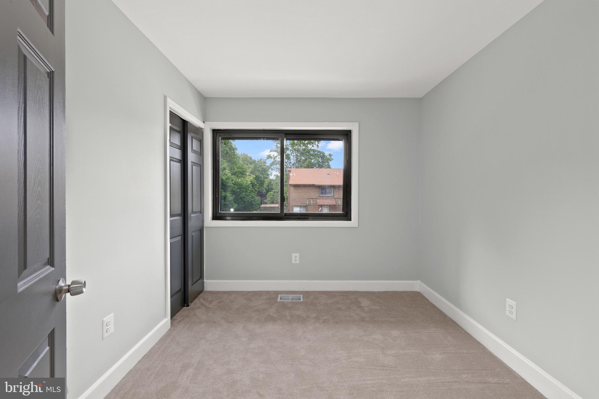 5760 Thunder Hill Road Columbia, MD 21045 - Photo 12 of 34