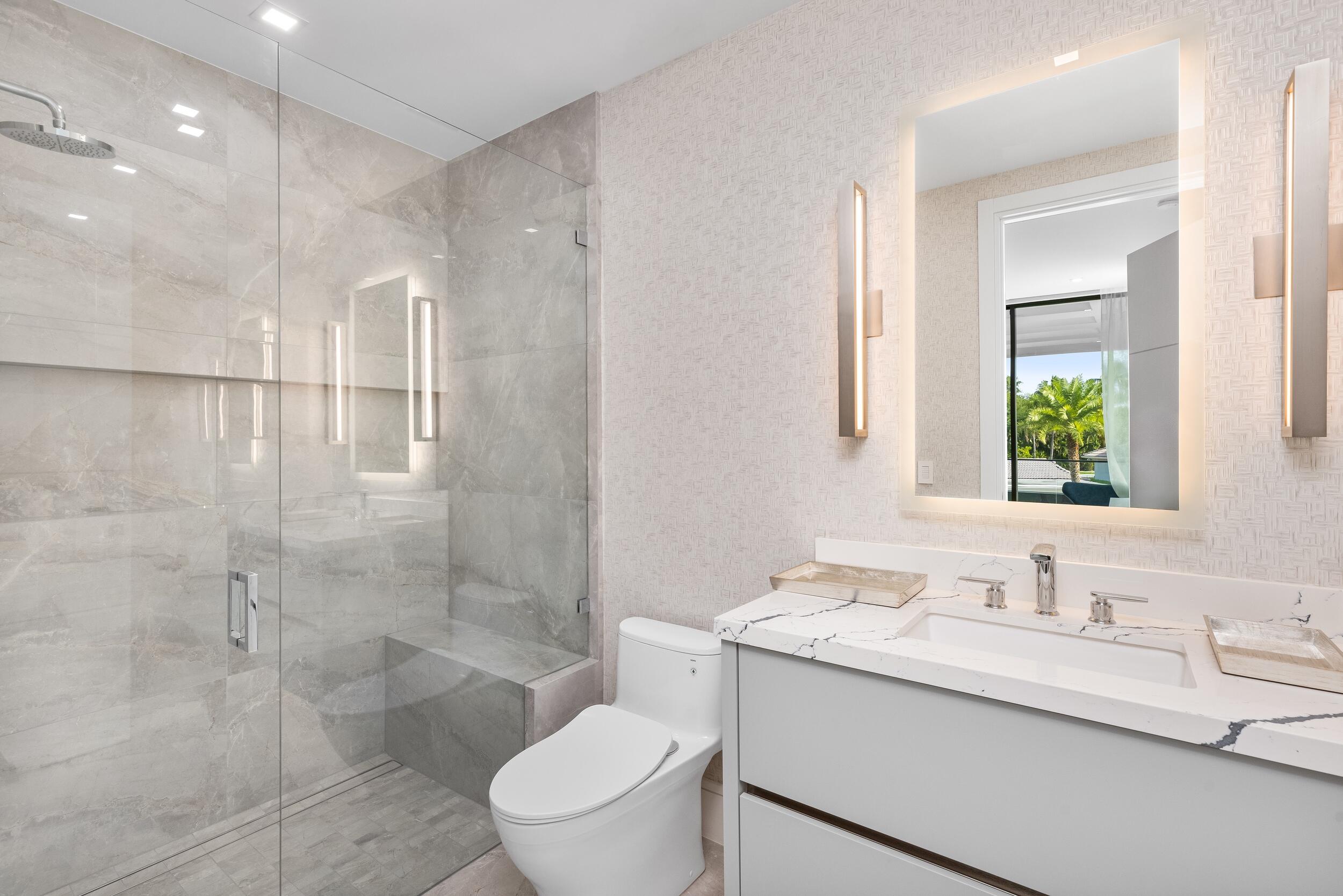 217 Thatch Palm Drive Boca Raton, FL 33432 - Photo 63 of 78 Guest Bath