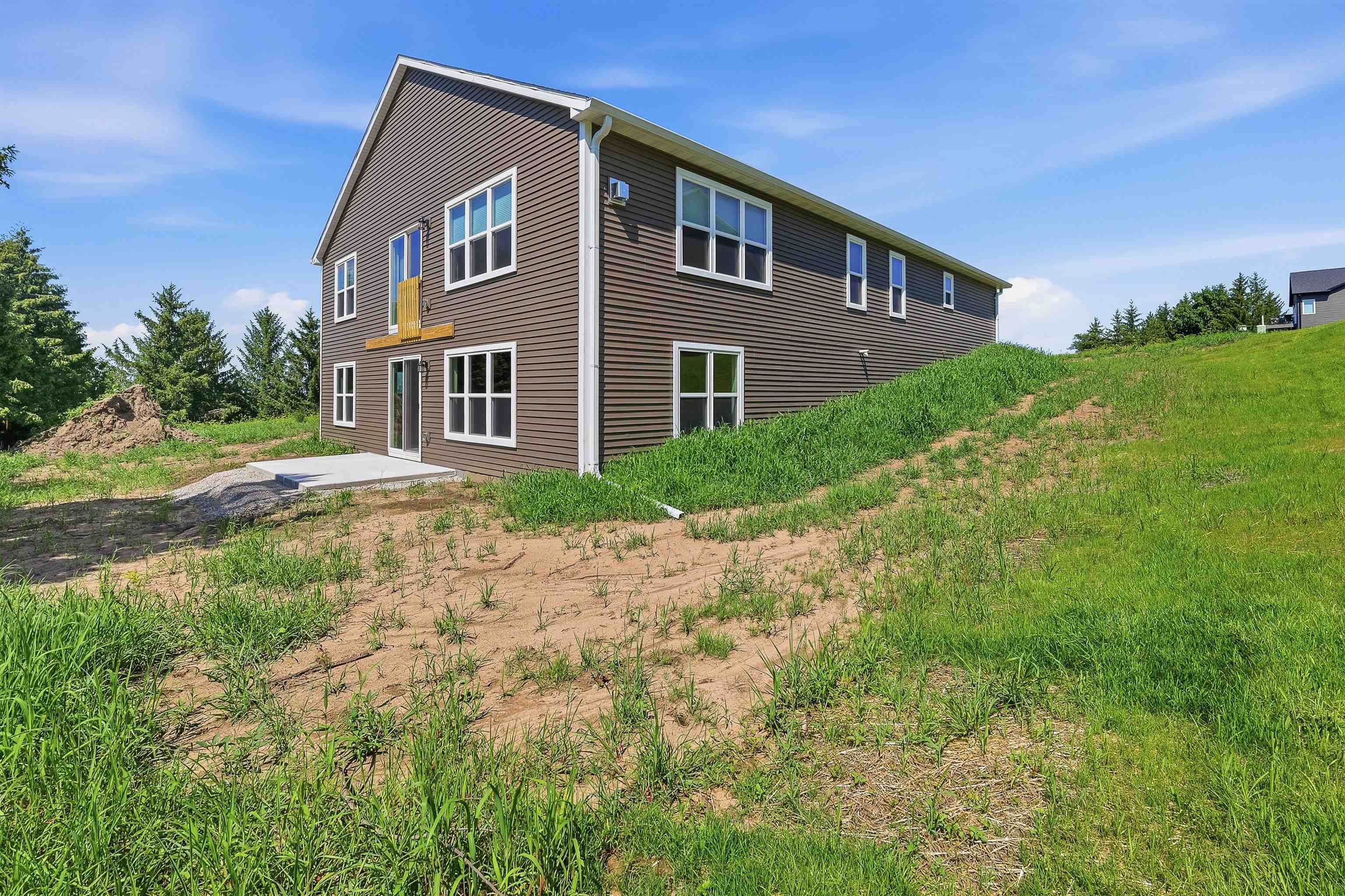 218 Glacial Terrace Ripon, WI 54971 - Photo 34 of 46