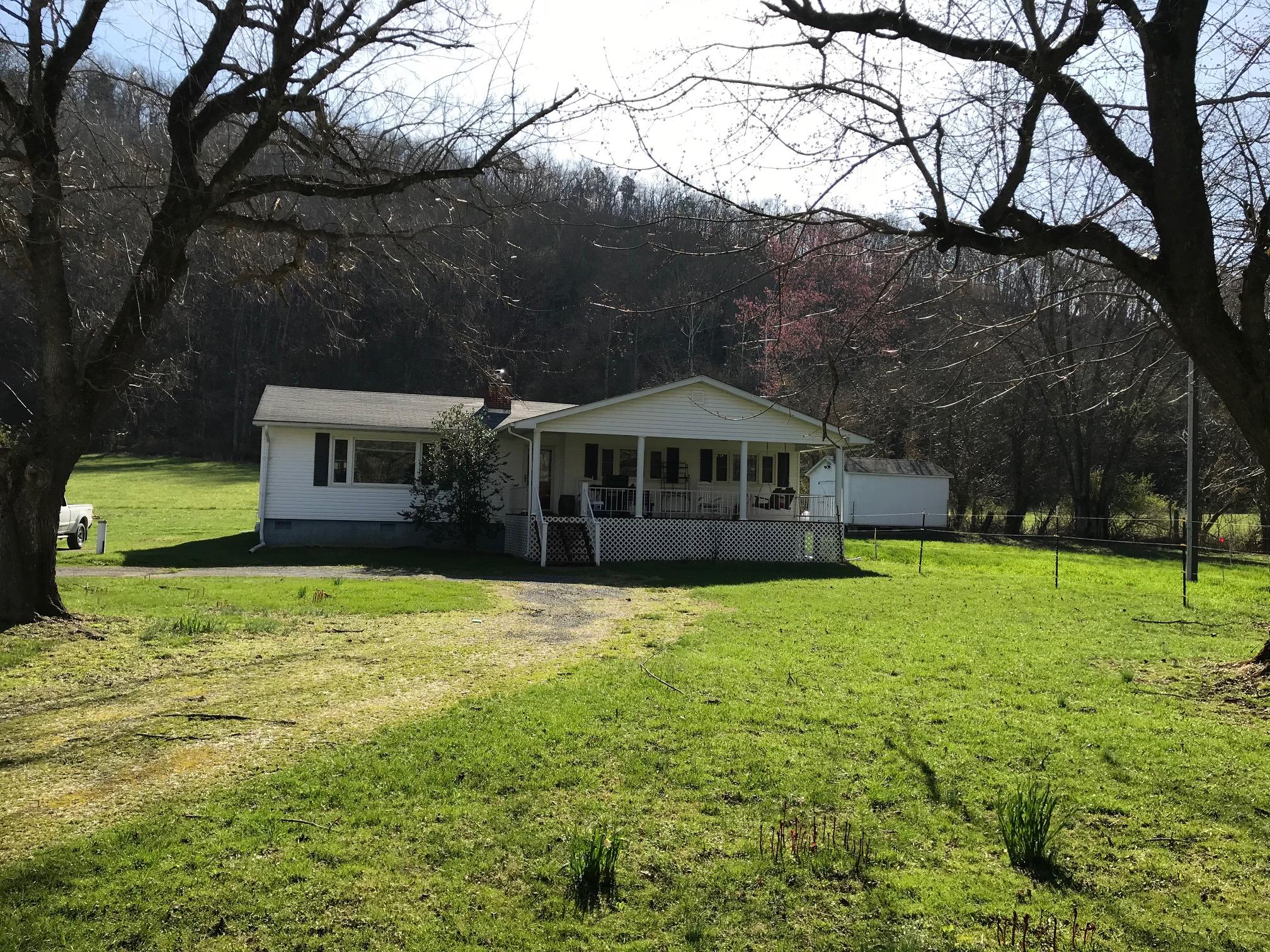519 Ft Spring Pike Ronceverte, WV 24970 - Photo 12 of 13 Gallery Image 12