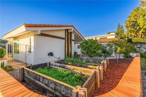 $1,575,000 | 2817 North Mountain Avenue, Claremont, CA 91711