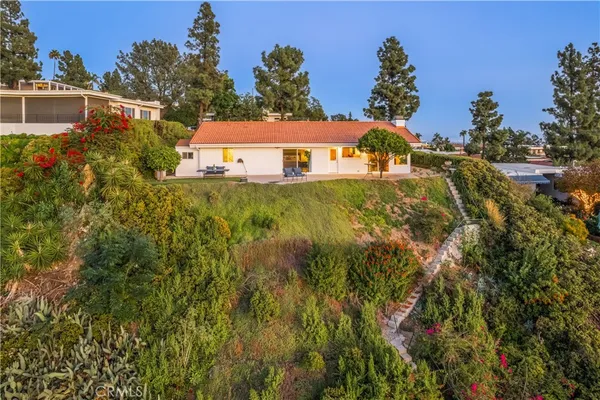 $1,575,000 | 2817 North Mountain Avenue, Claremont, CA 91711
