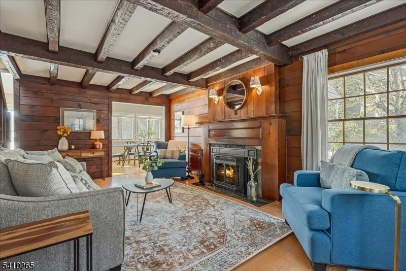 4 Arrowhead Trail Sparta, NJ 07871 - Photo 2 of 48