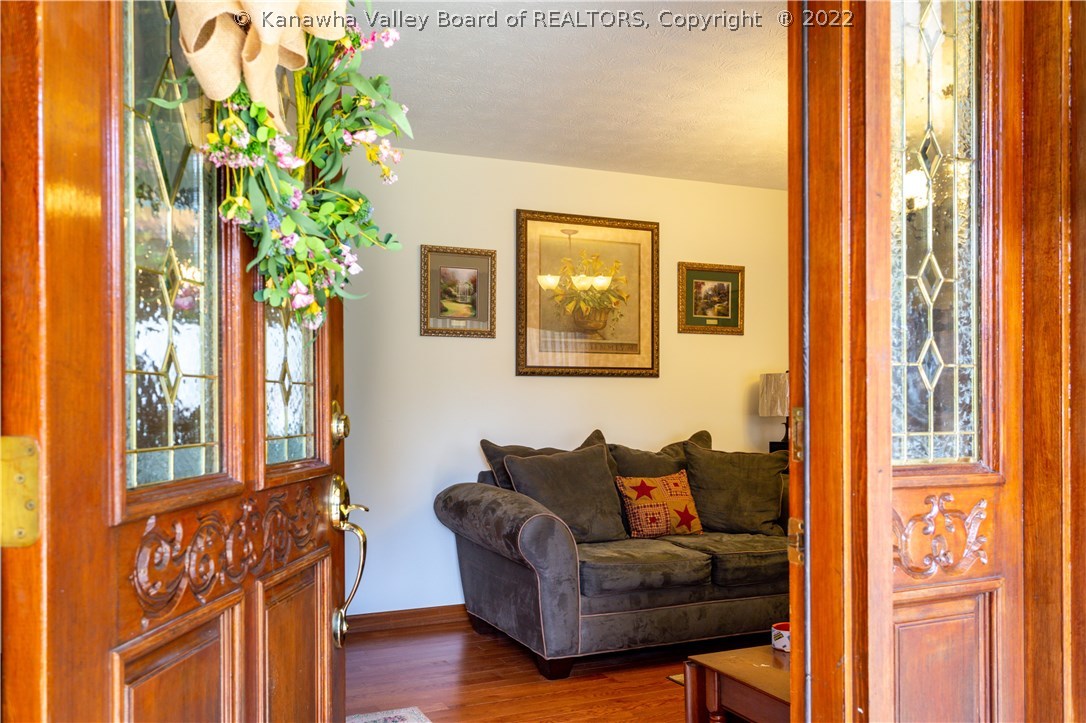 25 Marilyn Road Scott Depot, WV 25560 - Photo 6 of 27 Gallery Image 6