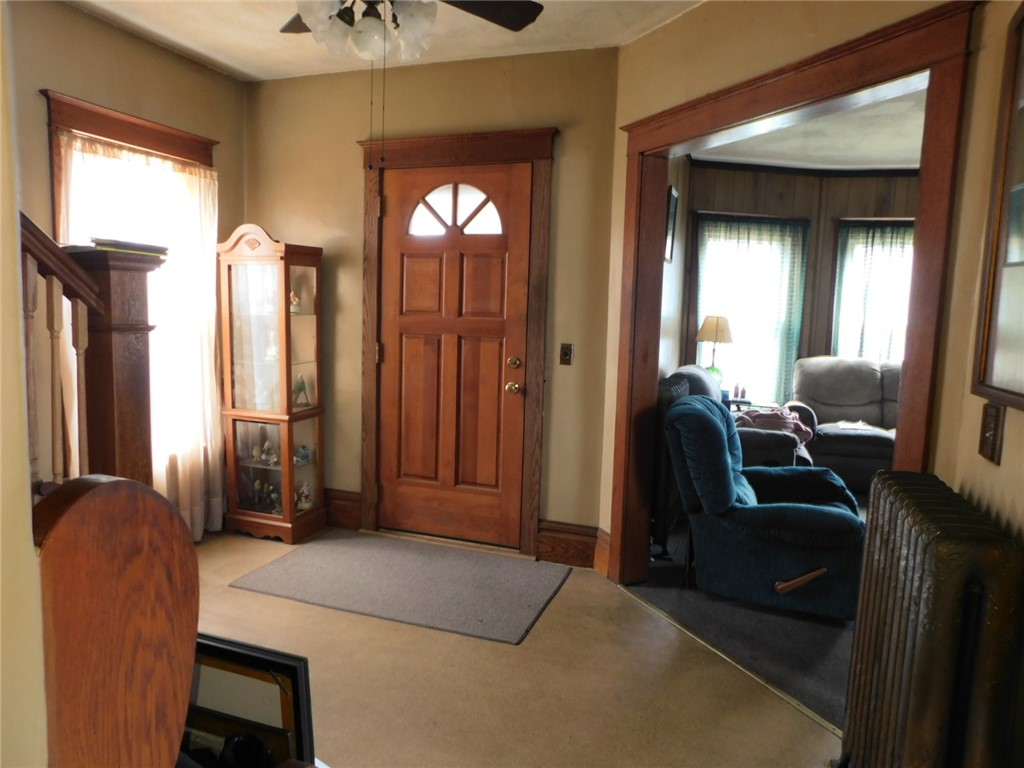 3501 West Shore Road Warwick, RI 02886 - Photo 2 of 13