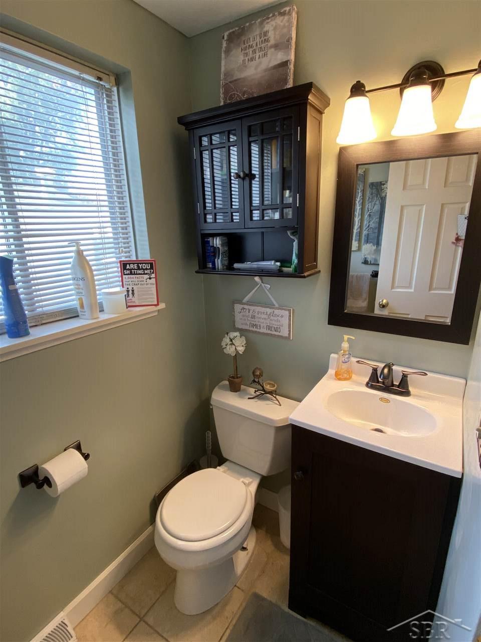 2791 Hemmeter Road Saginaw, MI 48603 - Photo 17 of 44 31398511-16.JPG