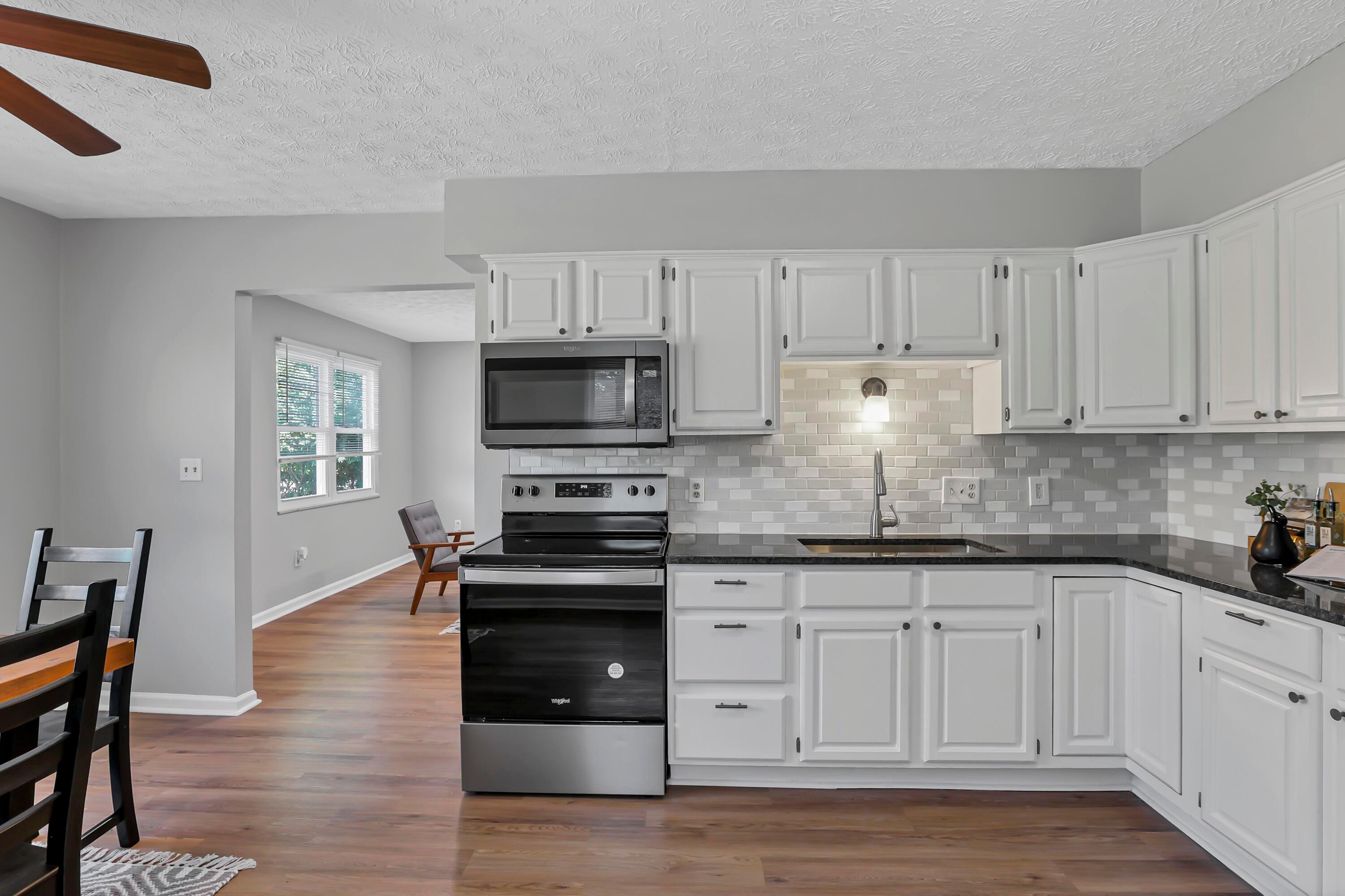 685 Liberty Road Delaware, OH 43015 - Photo 16 of 32 1218F5A9-22A7-4177-9979-F66B5FB8173E