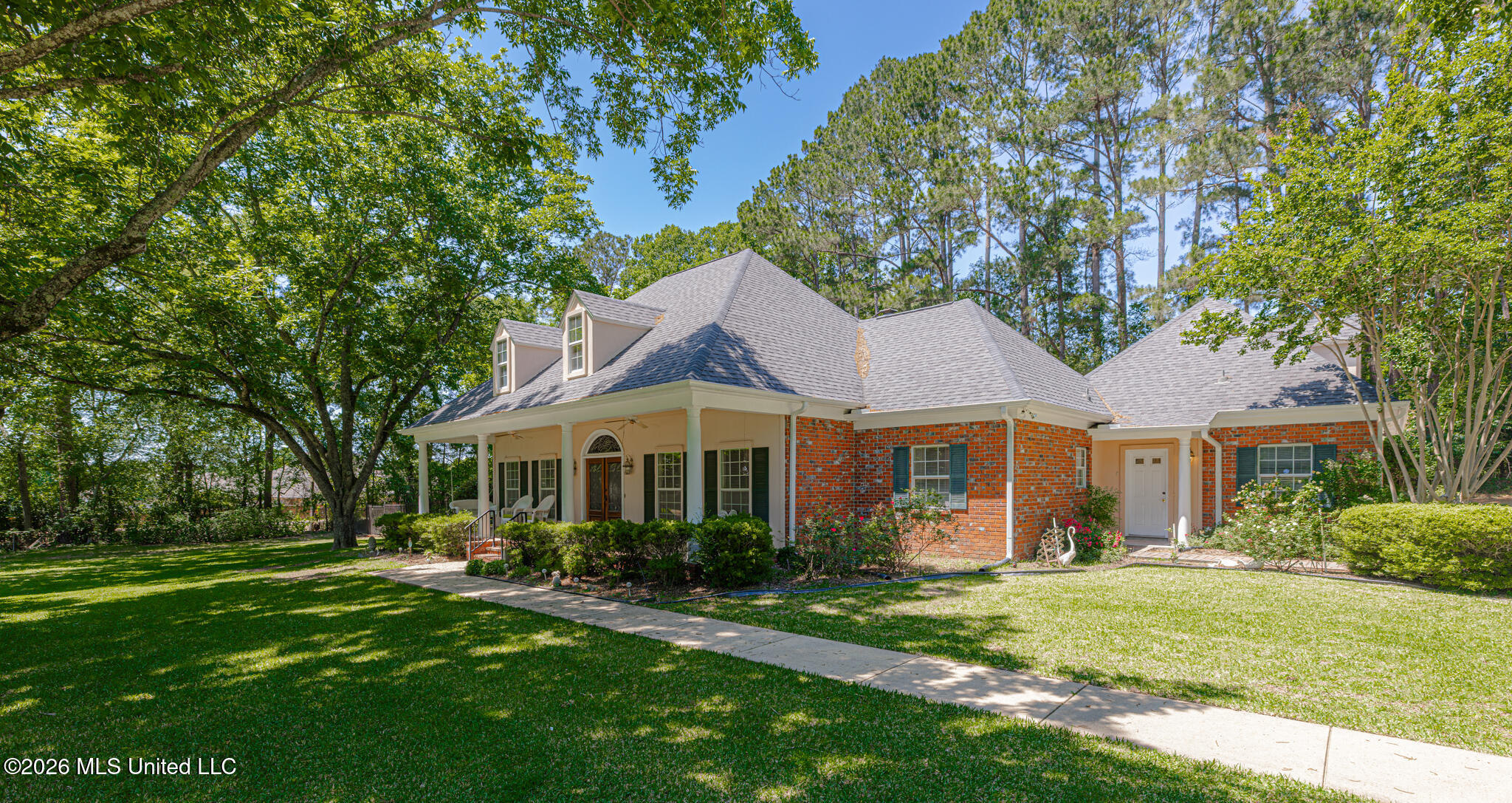 101 Shadia Drive Clinton, MS 39056 - Photo 3 of 73 1R4A7025