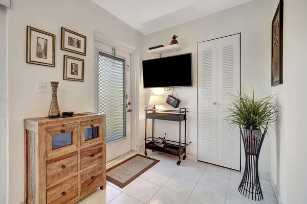 $160,000 | 7547 South Oriole Boulevard, Unit 202, Delray Beach, FL 33446